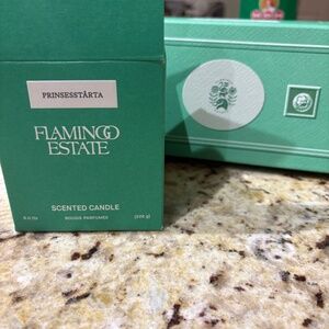 Flamingo Estate Princesstarta candle